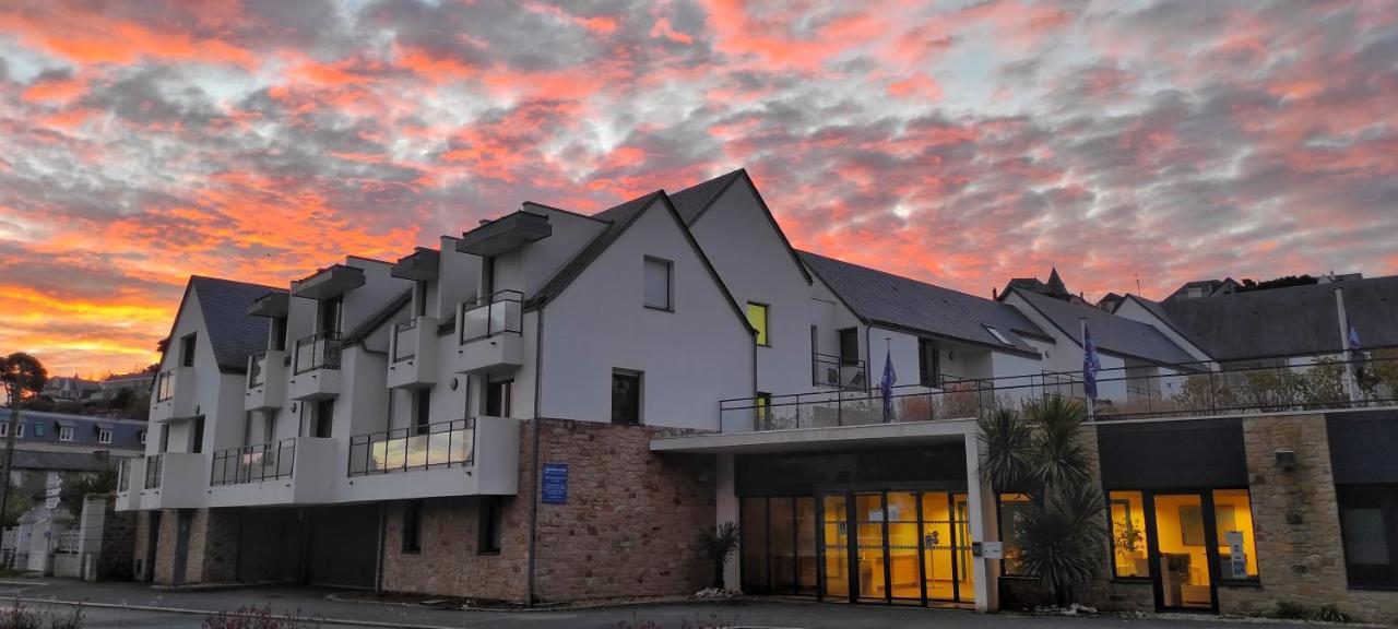 Goelia Les 7 Iles Aparthotel Perros-Guirec Exteriör bild
